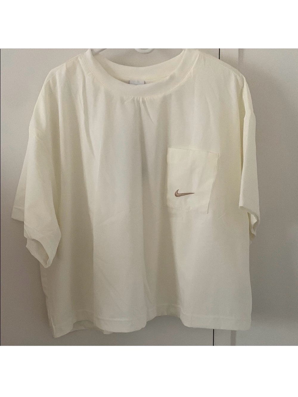 Nike women Short-Sleeve Pocket Tee in Cream